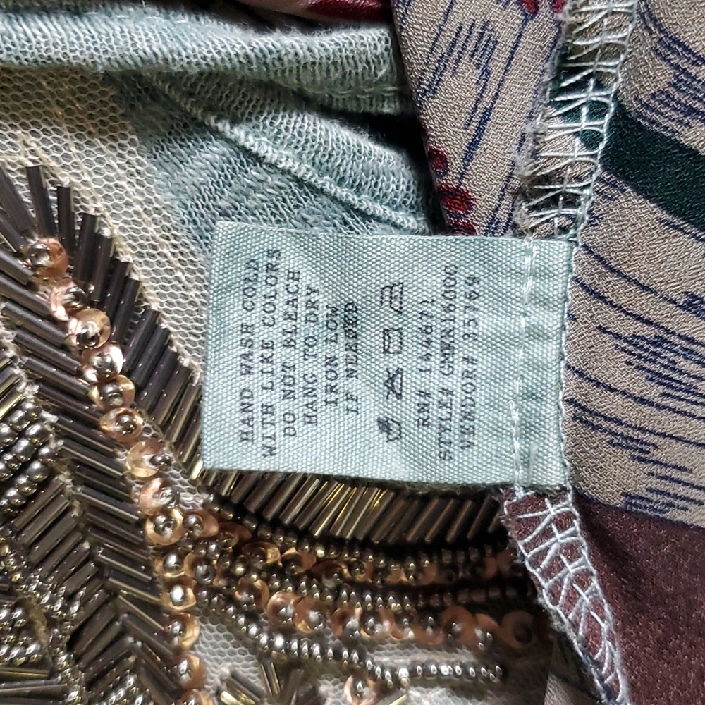 Embellished tank - Picture 13 of 13